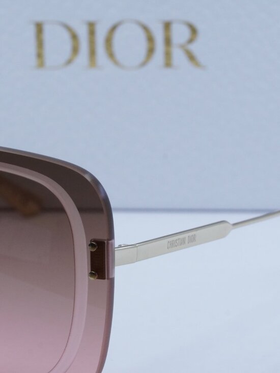 Dior ULTRADIOR SU B0F2 Square Sunglasses - Gold\\Brown main image 3